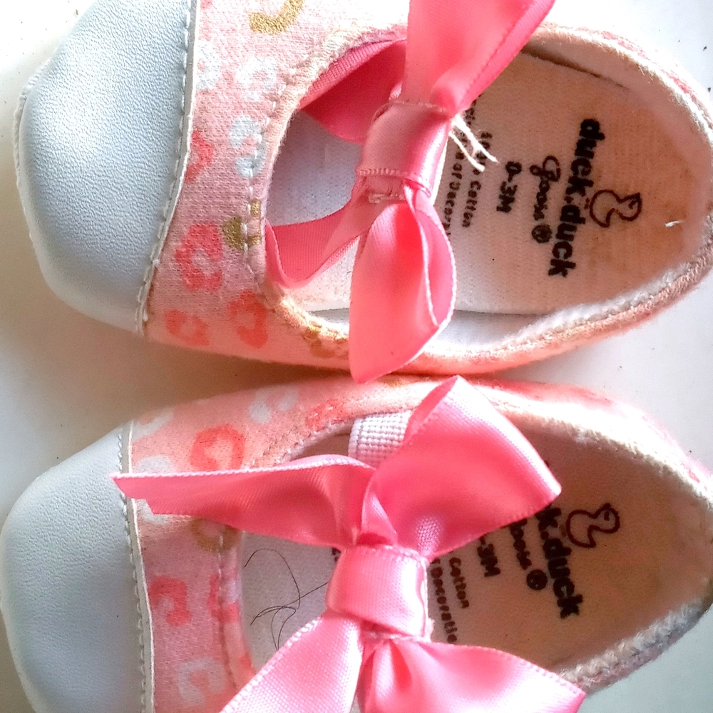 Infant soft bottom shoes